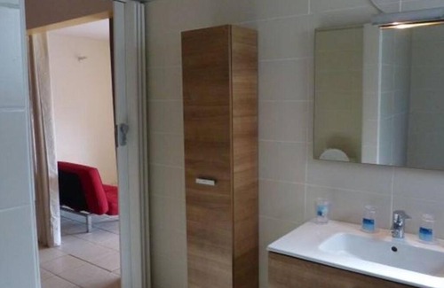 Goyave Apartment | F1 + JACUZZI Calme, Zen et Marie Galante en face