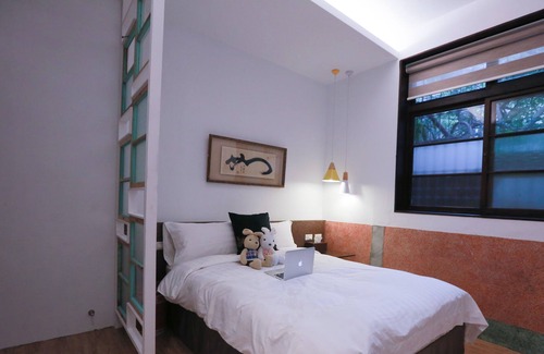 West Central District Apartment | F101 Double room in Tainan, Minzu Road