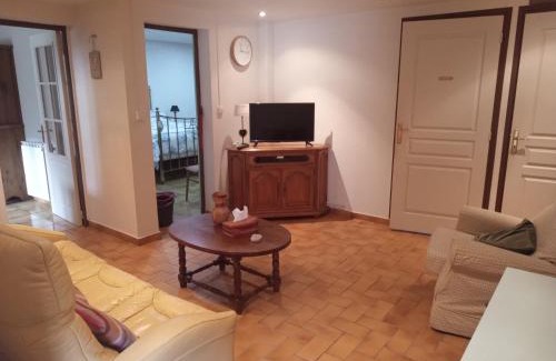 Arles-sur-Tech Apartment | F2 classé 3 étoiles vue montagne, extérieur clos