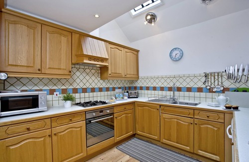 Weymouth House | Fabulous House & Location! Just over the bridge to town and beach.