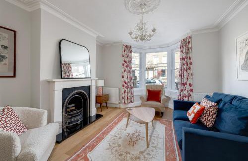 Bath House | Fabulous House - Only 10 minutes walk to Roman Baths
