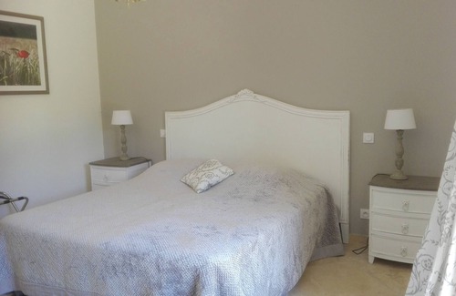 Cairanne House | Fabulous Provencal Mas in Cairanne with large swimming-pool