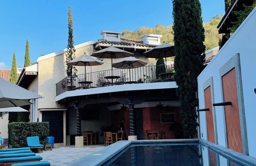 Antigua Guatemala Villa | Fabulous Villa Antigua Guatemala 1 km park heated swimming pool shuttle parking