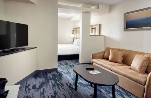 Asheville Hotel | Fairfield by Marriott Inn & Suites Asheville Outlets