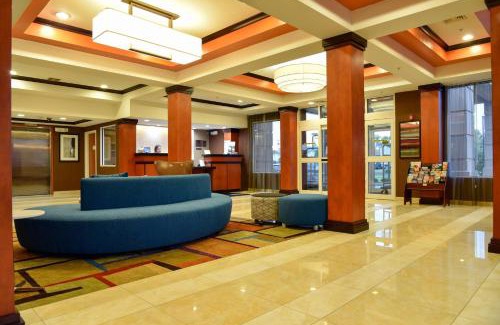 Windsor Locks Hotel | Fairfield Inn Hartford Airport