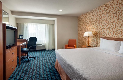 Sacramento Hotel | Fairfield Inn Sacramento Cal Expo