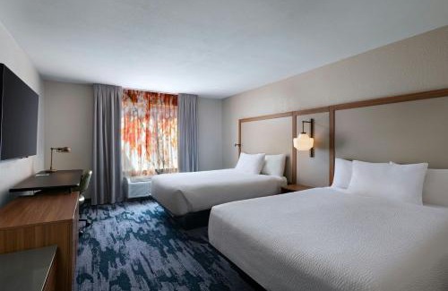North Loop Hotel | Fairfield Inn & Suites Austin University Area