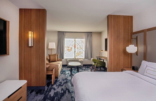 Walpole Hotel | Fairfield Inn & Suites by Marriott Boston Walpole
