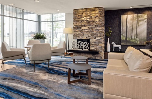 Waterloo Hotel | Fairfield Inn & Suites by Marriott Waterloo Cedar Falls