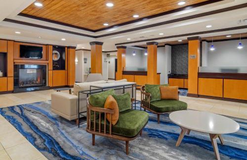 Commerce Hotel | Fairfield Inn & Suites by Marriott Commerce