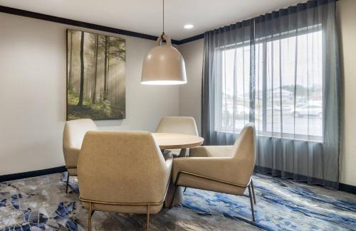 Commerce Hotel | Fairfield Inn & Suites by Marriott Commerce