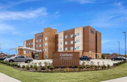 Dallas-Fort Worth Metroplex DFW Hotel | Fairfield Inn & Suites by Marriott Dallas DFW Airport North Coppell Grapevine