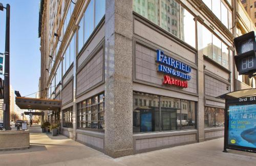 Milwaukee Hotel | Fairfield Inn & Suites by Marriott Milwaukee Downtown