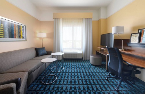 Burleson Hotel | Fairfield Inn & Suites by Marriott Fort Worth South/Burleson