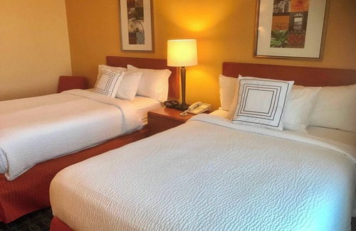 Sacramento Hotel | Fairfield Inn & Suites by Marriott Sacramento Airport Natomas