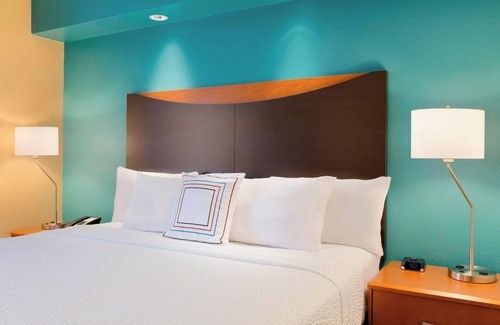 Fort Worth Hotel | Fairfield Inn & Suites Fort Worth University Drive