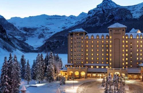 Lake Louise Resort | Fairmont Château Lake Louise