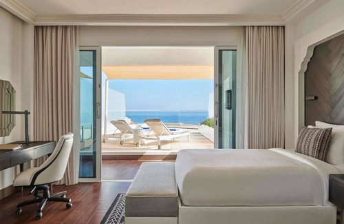 Al Kubus Hotel | Fairmont Fujairah Beach Resort