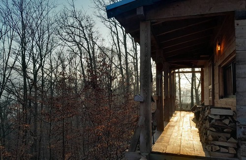 Holesovice Cottage | Fairy Tale Wooden House close to Prague