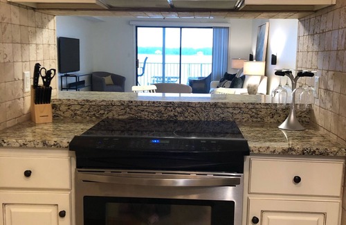 Gulf Shores Condo | Fall Break in Beautiful Gulf Shores!nCreate Memories with Family and Friends