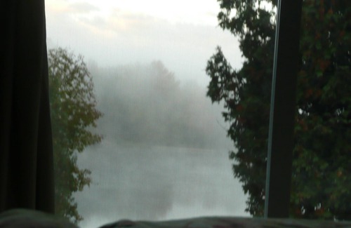 Central Lake House | Fall Color into November@Bright Lake Home: Country Living w/Modern Comforts!