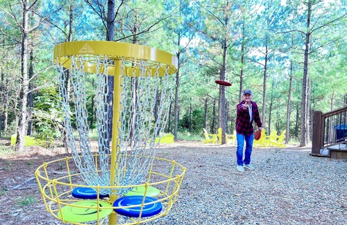 Pickens Cabin | Fall Fun, Disk Golf, Hot Tub, Play set
