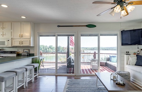 Falls of Rough House | Fall Lake Escape-Fire Pits, Hunting, Hiking & Private Cozy Cabin