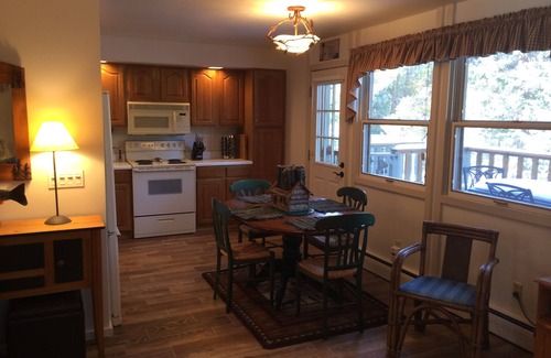 Warrior's Mark House | Fall Sale! Cozy Home in Town-Walk to Lifts & Main St-Private Pond & River Access