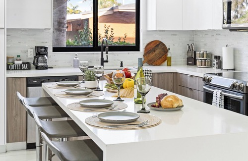 Olympia Heights House | Fall Sale! Private Yard & Grill, Near Coral Gables & MIA Airport