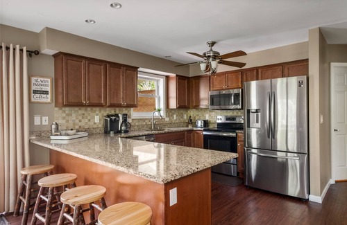 Albrightsville House | FALL Special 2 night stay get 3rd night free! 5BR with hot tub & game room