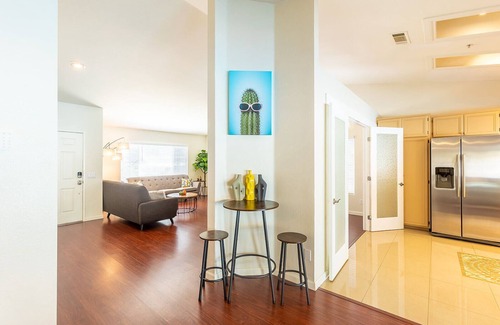 Rancho Del Oro House | Fall Special! The House of 8 Palms: Views, Pool, King Bed, Games & Much More!