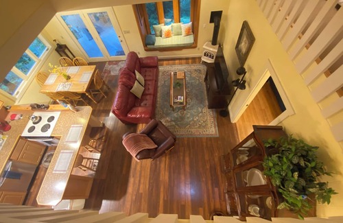 Maggie Valley House | Falling waters beautiful mountain getaway