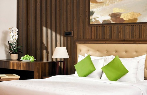 Cua Lap Resort | Famiana Green Villa