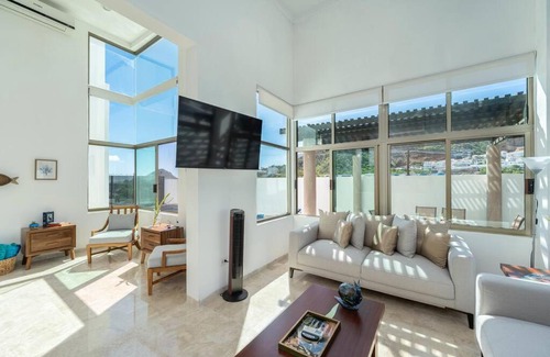 Los Cabos Apartment | Familiar & Comfortable w/swimming pool & grills