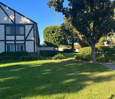 Lyon Street House | Family 4BR Home 15 min to Disneyland & Beach
