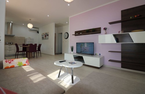 Vrvari House | Family and Child Friendly Apartments Residence Lorena Porec