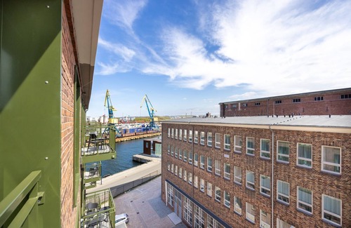 Wismar Apartment | Family apartment for 5 people with use of sauna in a prime harbor location -