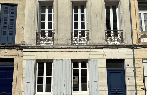 Rochefort House | Family artist's home downtown