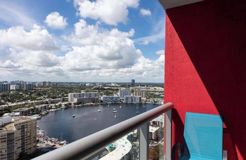 Hallandale Beach Apartment | Family Beachwalk Studio- 29th floor