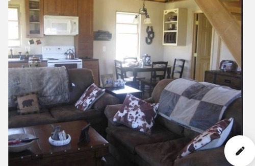 Helena House | Family Cabin in the Rocky Mountains with spectacular views!
