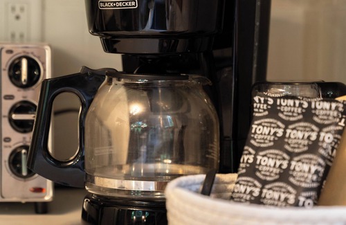 Glacier Cabin | Family Cabin on Quiet Cul-de-Sac with Hot Tub and Cedar Sauna near Mt Baker