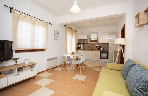 Ripenda Verbanci Ski Chalet | Family Country House with Pool - Casa Deborah