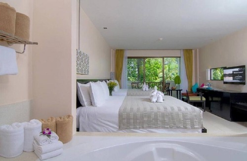 Khao Lak Resort | Family Deluxe Resort Stay AR#3