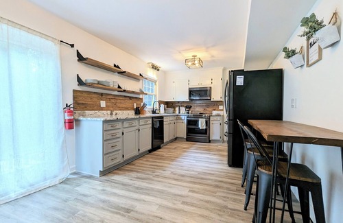 Charlotte House | Family & Dog Friendly 4B-Home with Fenced Backyard