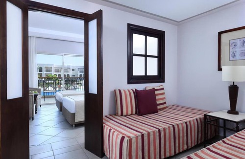 Sharm El Sheikh Hotel | Family Resort w/Beach Access, Waterslides, Spa, Games & Shows l 3 Rooms