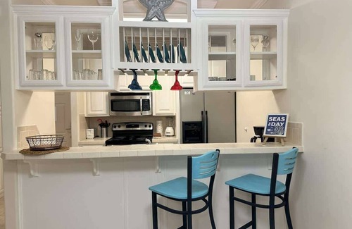 South Padre Island Apartment | Family Friendly Beach Condo with Pool