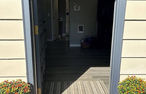 Aloha House | Family friendly 2BR yard private driveway Wi-Fi