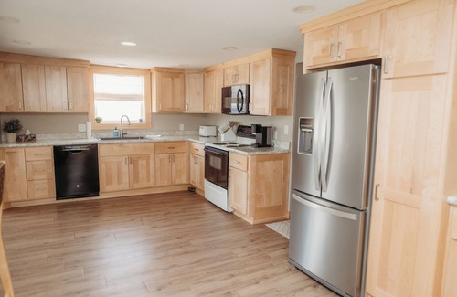 Mina House | Family friendly 3-bedroom Mina Lake home