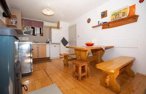 Lic Apartment | Family-friendly apartments with swimming pool Lic, Gorski kotar - 23685