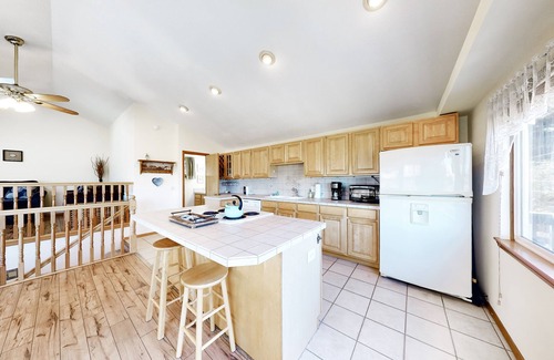 Cape Meares House | Family-Friendly Coastal Home w/Free WiFi, Washer/Dryer, & Easy Beach Access